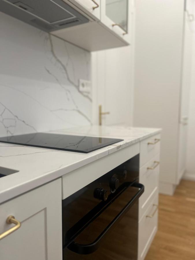 Angeloroma Deluxe Apartment براغ المظهر الخارجي الصورة
