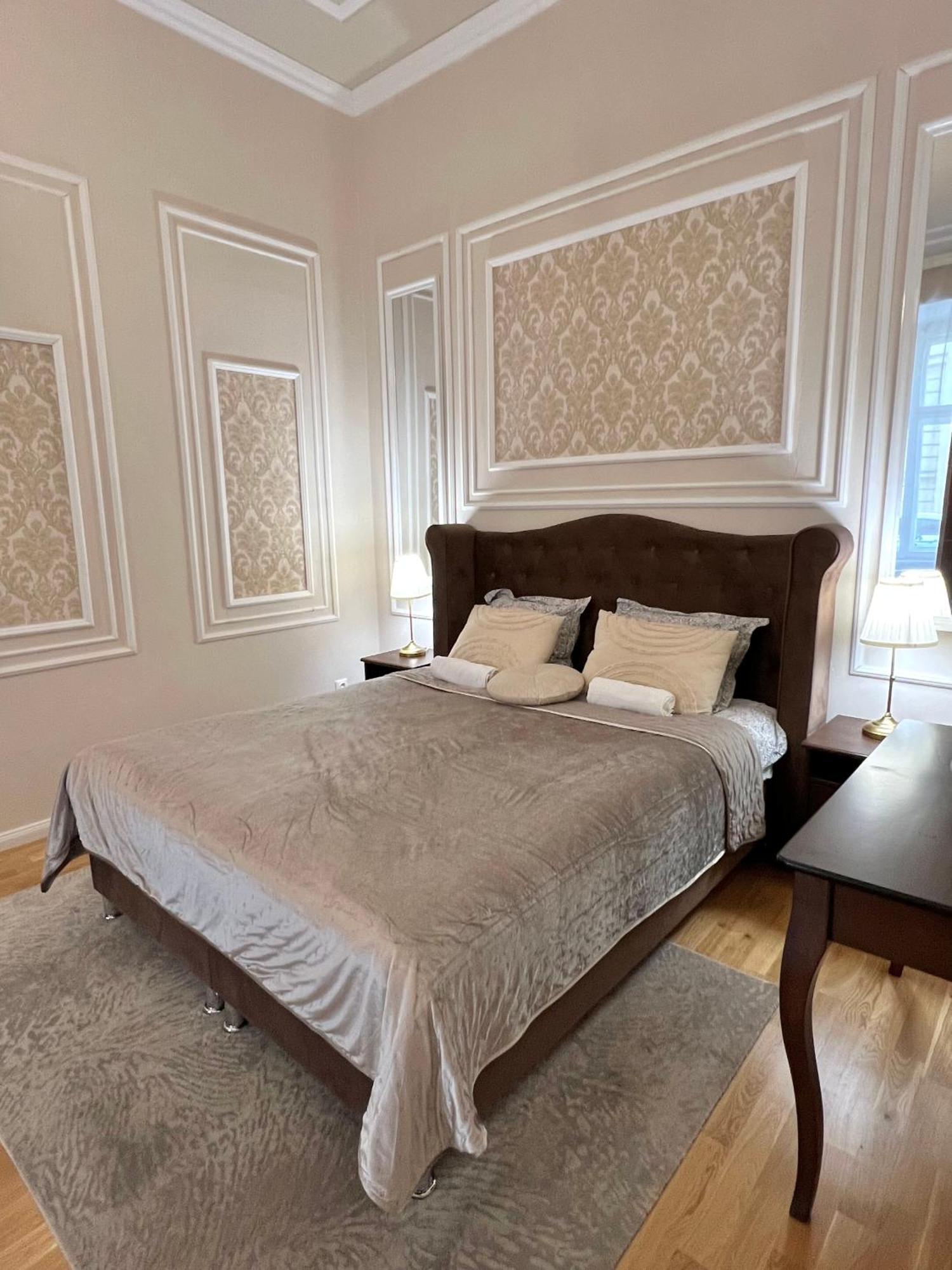 Angeloroma Deluxe Apartment براغ المظهر الخارجي الصورة